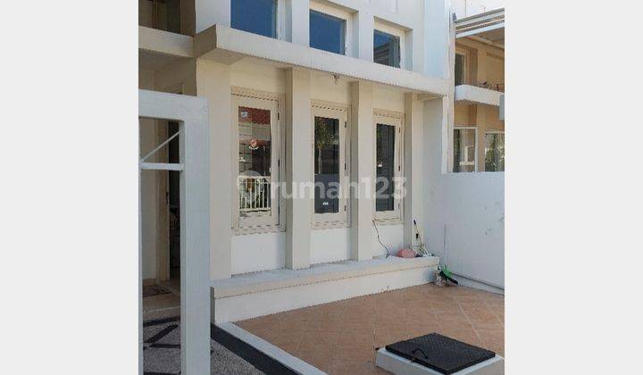 DISEWAKAN RUMAH CENTRAL PARK GUNUNG ANYAR 1