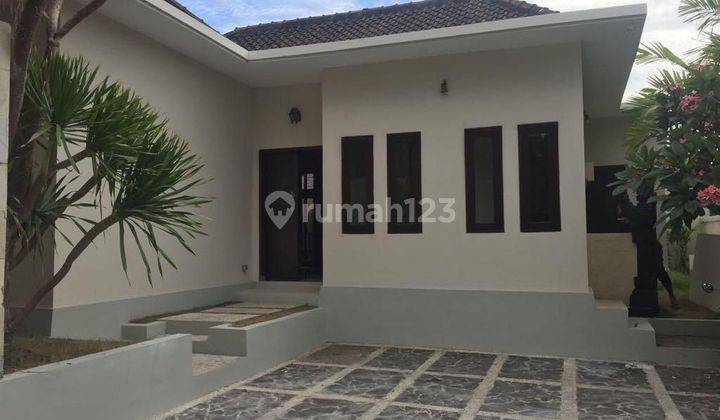 TOP URGENT 
FOR SALE HOUSE AT YUDISTIRA PECATU LOCATION, SOUTH KUTA BADUNG 1