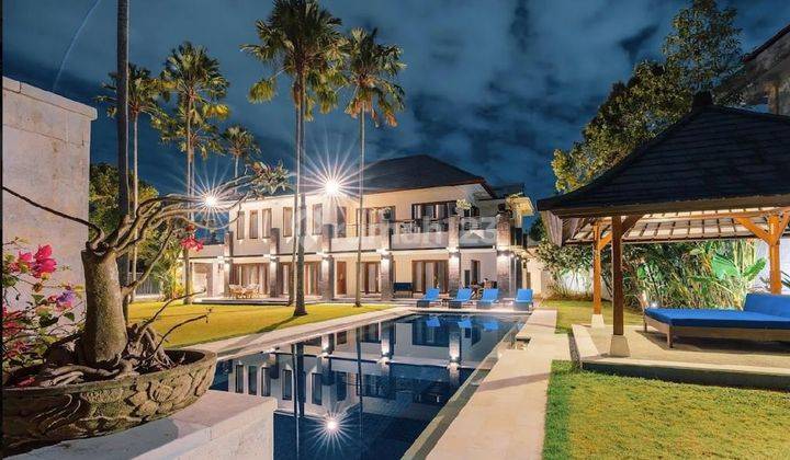 TOP URGENT VILLA FOR SALE BUMBAK UMALAS LOCATION KEROBOKAN NORTH KUTA BADUNG 1