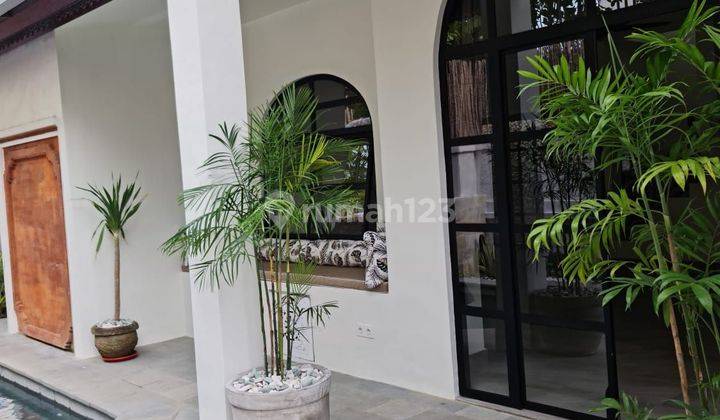 TOP URGENT DI JUAL VILLA BEACH SIDE LOKASI SANUR DENPASAR SELATAN 1