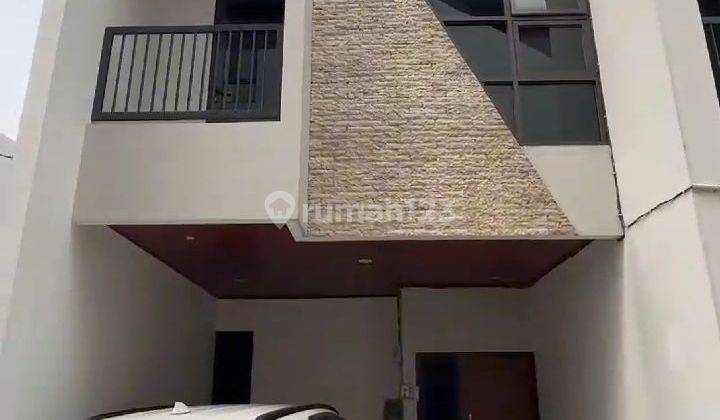 Rumah 3 Lantai Baru SHM di Utan Kayu Jakarta Timur tanpa bank 1