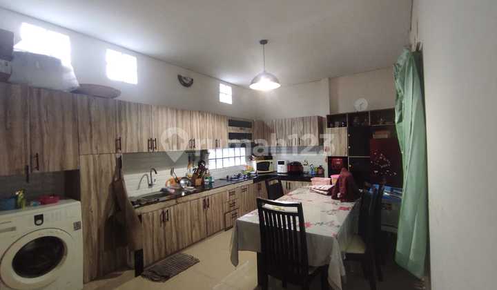 For Sale Beautiful house on Merkuri Street, Margahayu Raya, Bandung