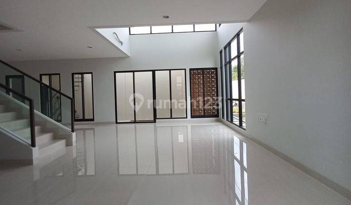 Disewakan Rumah Hook Modern Minimalis Summarecon Bandung Cluster Emily 1