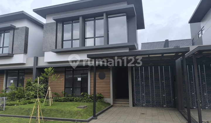 Rumah Tatar Nilapadmi Kota Baru Parahyangan Bandung