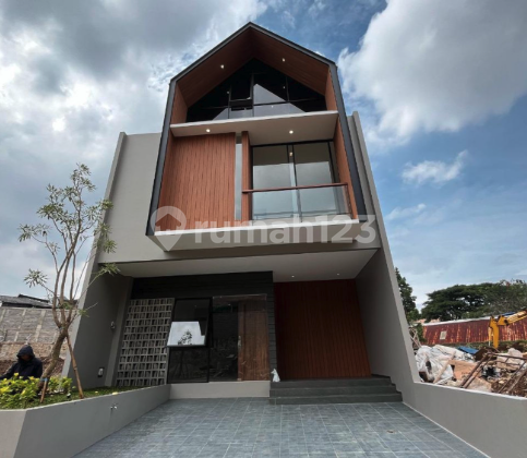 Rumah Modern Minimalis 2 Lantai di Setra Duta Bandung