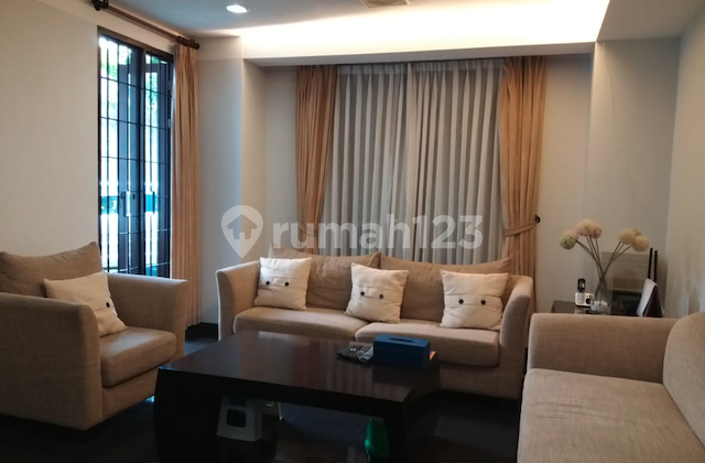 Spacious Well-Maintained House with Swimming Pool in Hegarmanah, Bandung. 2