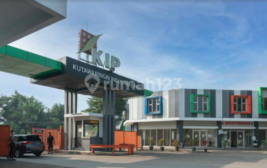 Strategic Warehouse in Kutawaringin Industrial Park Strategic Warehouse in Kutawaringin Industrial Park