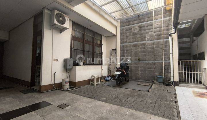 Rumah Bagus Semi Furnished  di Mainroad Veteran, Bandung 2