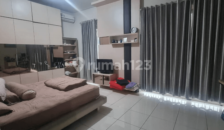 Rumah di Kota Baru Parahyangan Tatar Larang Tapa 2 lantai