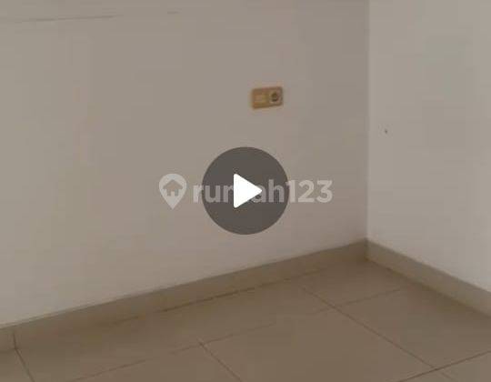 dijual rumah mewah 3 lantai siap huni pik grisenda 1
