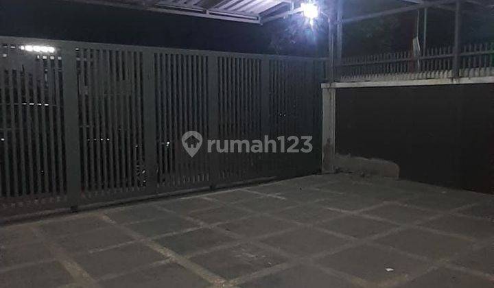 Disewakan Rumah Nyaman Dan Luas Di Batununggal 1