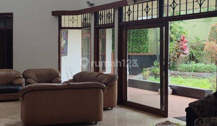 Dijual rumah full furnished di Taman Sakura  1