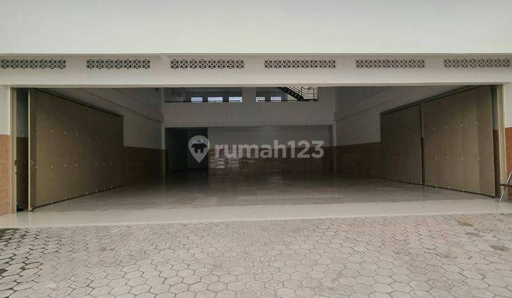 Disewakan Ruang Usaha Luas Dan Bagus Di Jalan Sriwijaya 2