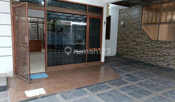 Disewakan Rumah Asri Di Dalam Cluster Di Batununggal 2