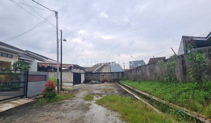 Tanah Hook Di Jalan Boulevard Deket Stasiun  1