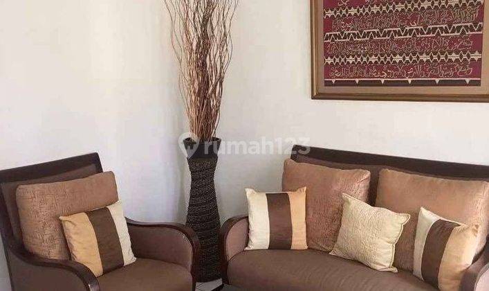 Rumah Bagus Di Mahkota Simprug Tangerang Full Furnished 2