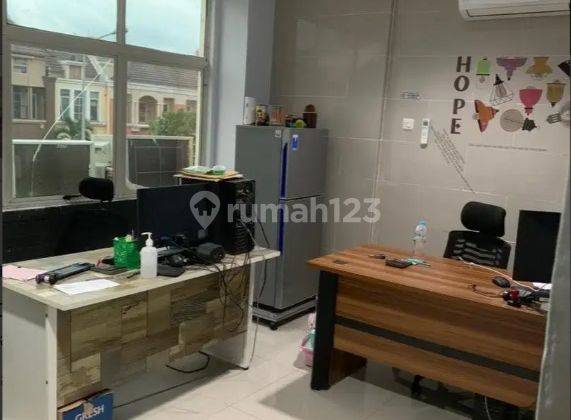 Dijual Ruko Rapih Full Furnished di Taman palem 2