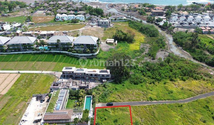 Land for sale in Seseh location 1