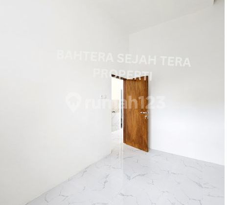 Permata Hijau Permai, Bekasi City, price 570 million.