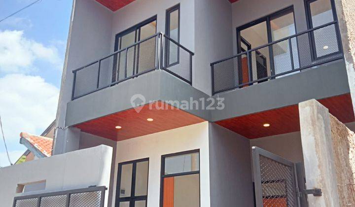 Rumah 2 Lantai Baru di Setra Duta Kota Bandung dkt maranata 1