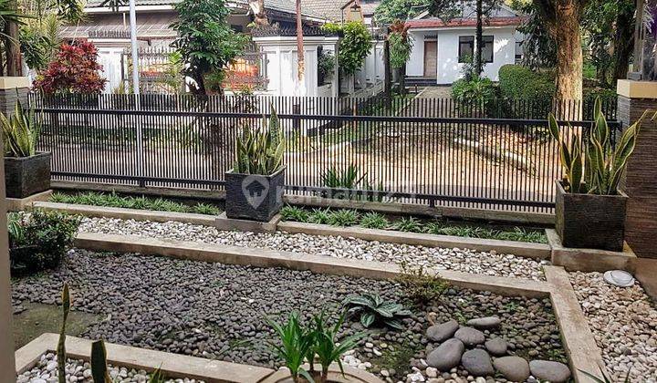 RUMAH TERAWAT SIAP HUNI DI KOMPLEK UJUNG BERUNG INDAH, BANDUNG 2