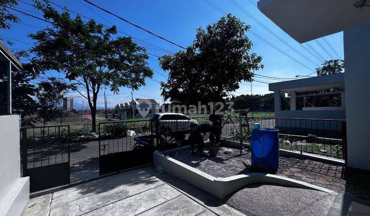 Dijual Satu Unit Rumah Kokoh Terawat Dan Siap Huni Di Komplek Pinus Regency  2