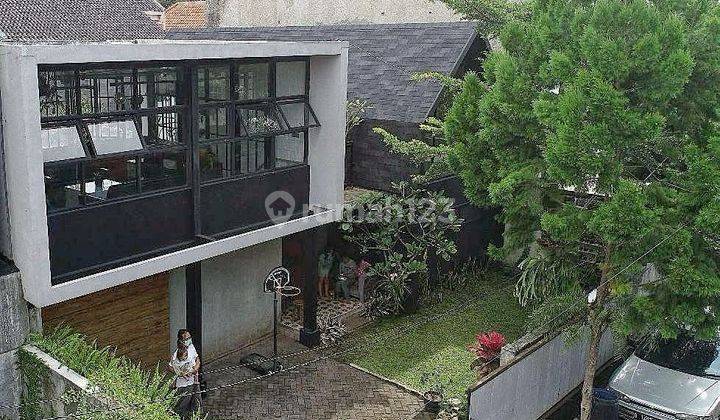 Rumah 2 Lantai Bagus Unfurnished SHM di Gegerkalong, Sukasari, Bandung 2