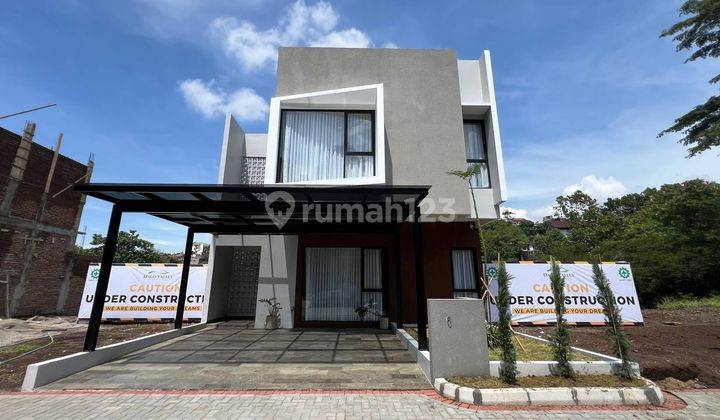 Rumah baru semi villa 3 lantai di belakang dago asri,2 KM ke ITB dalam perumahan asri 1