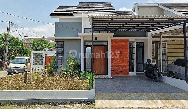 Rumah Bagus Unfurnished SHM di Margahayu Raya, Bandung 1