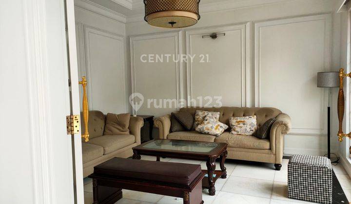 Rumah Istimewa Modern Klasik 2 Lantai Di Eramas Cakung NS0101 1