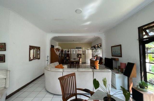 Rumah Cantik Asri Nyaman di Cigadung Bandung 2