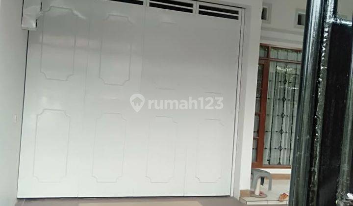 Dijual Rumah 3 Lantai Terawat Bisa Usaha di Taman Kopo Indah 2 2