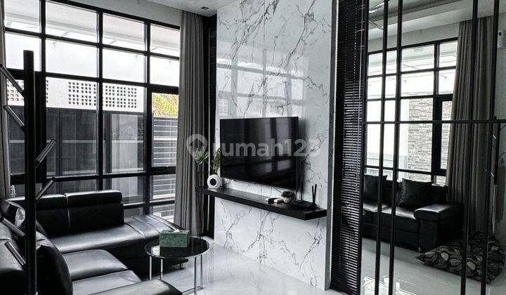 Dijual Villa Lux Eksklusif Furnish Pool Strategis di Seminyak 1