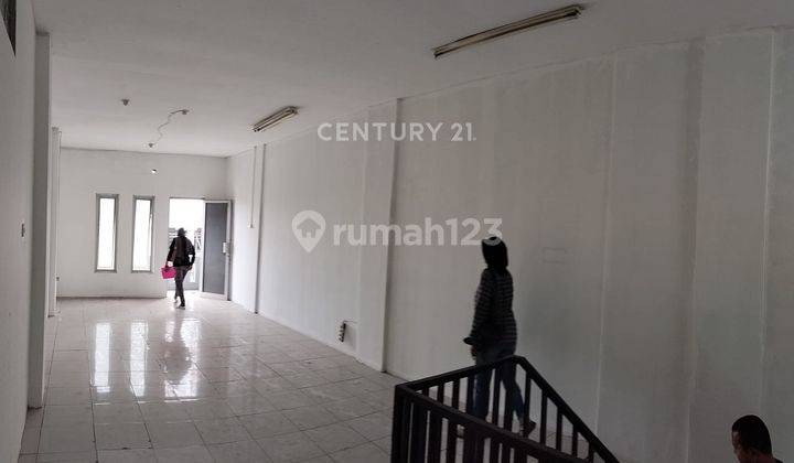 Ruko 3 Lantai Dekat Jalan Besar Di Margonda NR0028 2