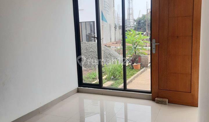 Weekend  rumah murah  2 lantai minimalis clasiik di pamulang 2