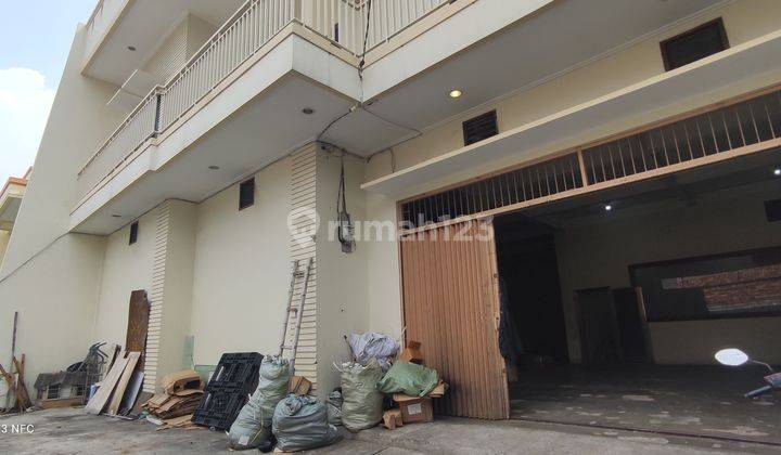 Di jual rumah Rajawali Selatan 1