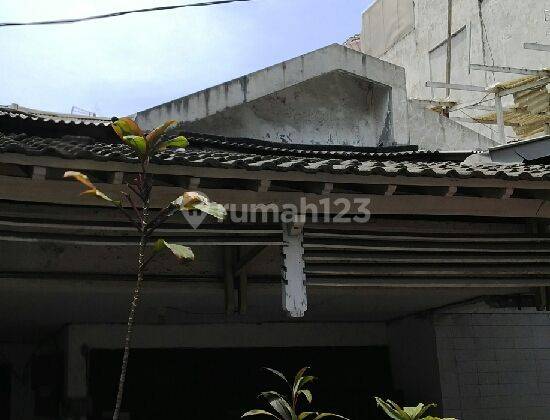 RUMAH TUA, SIAP RENOVASI, LT 135M² , SHM, JL CAKALANG, RAWAMANGUN 2