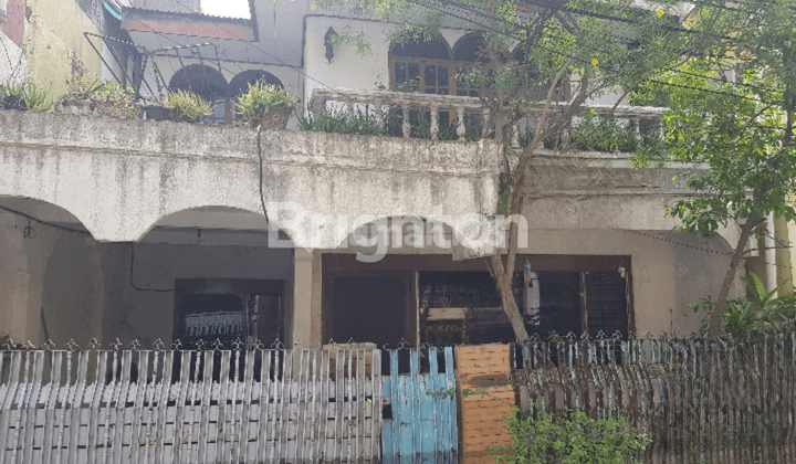 RUMAH TUA 2 LT, SIAP DI RENOVASI, KARTINI DALAM ,JAKARTA PUSAT 1