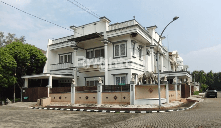 Rumah Mewah 407M2, 6BR, Hoek, Villa Permata Gading Jakarta Utara 1