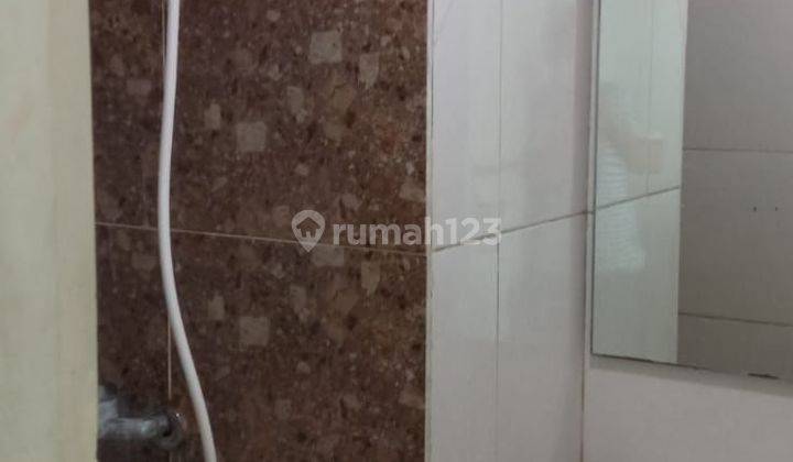 Disewakan apartemen Tanglin Pakuwon mall Semi furnished Yns 2