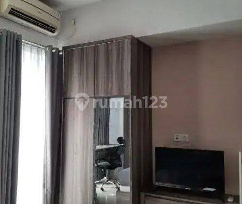 Pool View apartemen Taman Melati Dekat Its 2