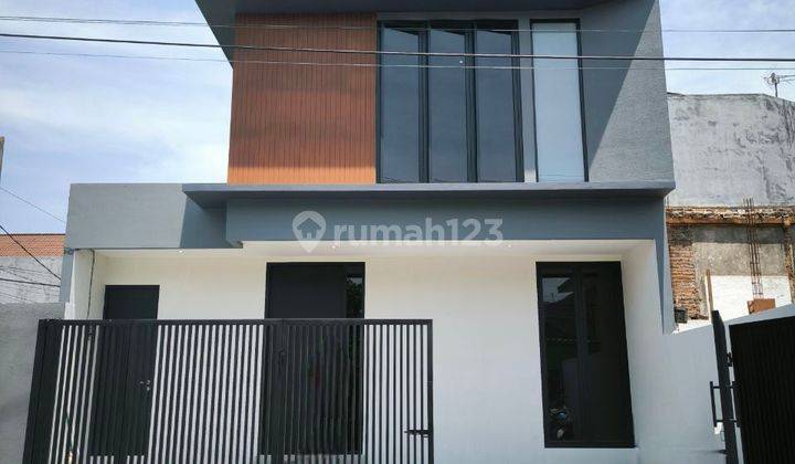 Rumah Baru Gress Babatan Pantai Masuk Dr Kota Lama
 1