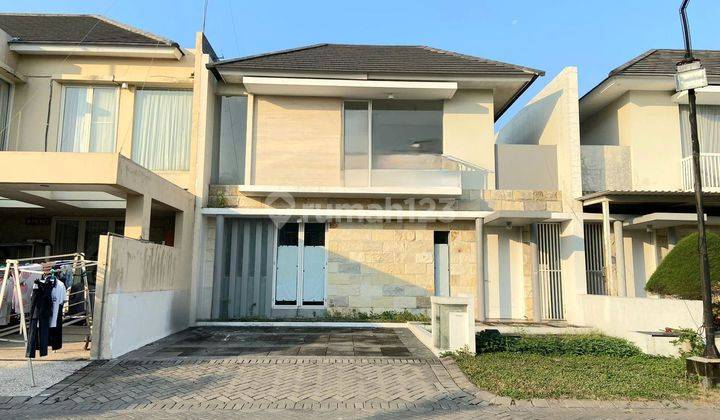 Forsale Royale Residence Greenwich Minimalis Depan Taman! 1