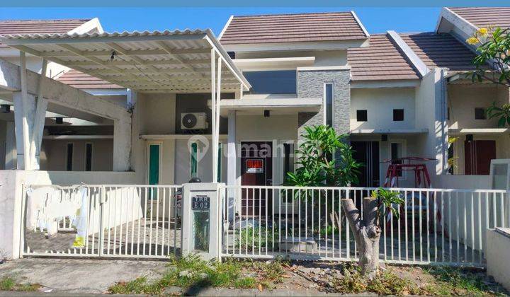 Rumah Dijual Taman Rivera Regency, Surabaya Ivn 1