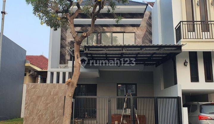 Rumah Taman Mutiara Pakuwon City
new Minimalis Strategis, Row 3 Mobil 1