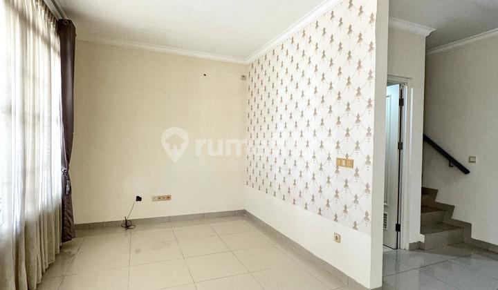 For Rent: West Europe Green Lake City House, Corner, West Jakarta 2