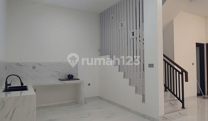 Dijual Rumah Metland Puri Brand New Dekat Akses Tol Strategis 2