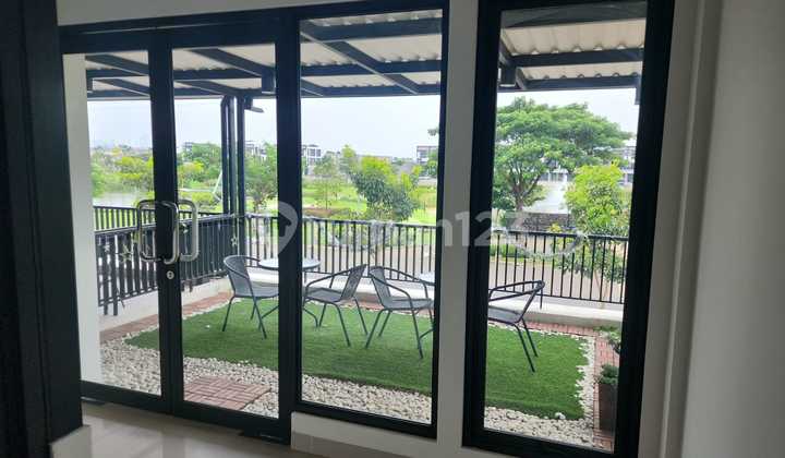 For Sale: Melody 1 Shop House, Gading Serpong, Lake View, 5X16. For Sale: Melody 1 Shop House, Gading Serpong, Lake View, 5X16.