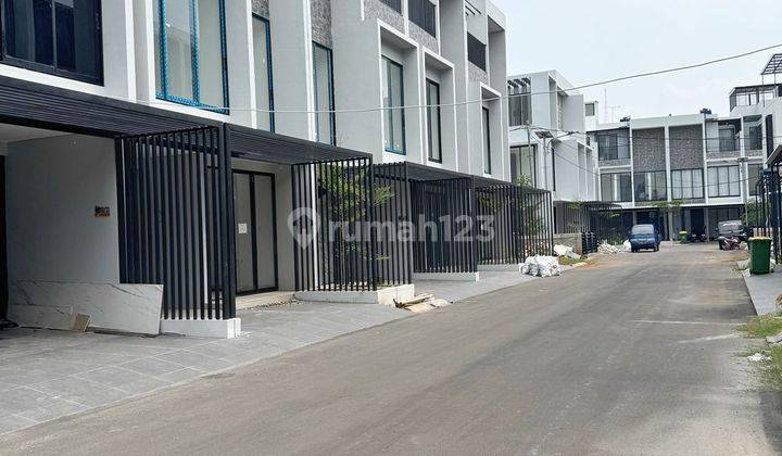 Dijual Rumah Anwa Residence Tangerang, Taman Villa Meruya 2