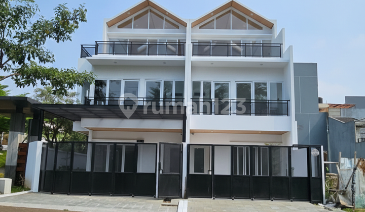 Disewa Rumah Baru Metland Puri Hadap Danau Strategis Dkt Tol